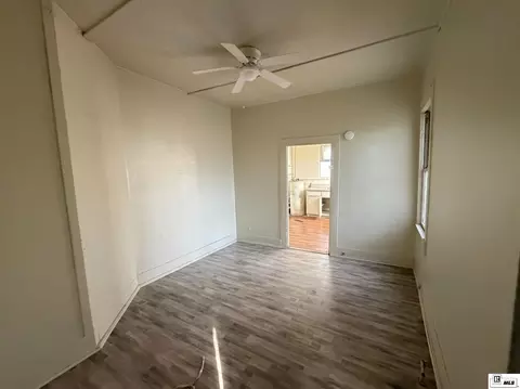 Living - 107 Peach St, Monroe, LA 71202 photo 3 of 8