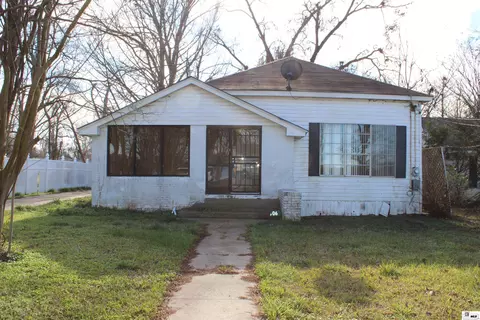 1306 Lake St, Lake Providence, LA 71254