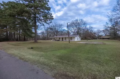 Exterior - 6349 Bryan Loop, Bastrop, LA 71220 photo 3 of 4
