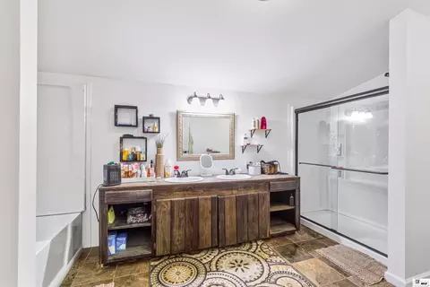 Bath - 6349 Bryan Loop, Bastrop, LA 71220 photo 1 of 4