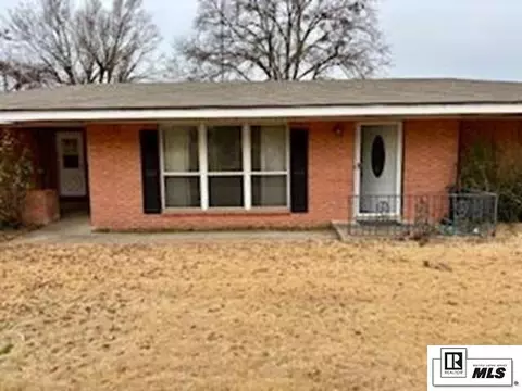 110 S Pine St, Junction City, LA 71256