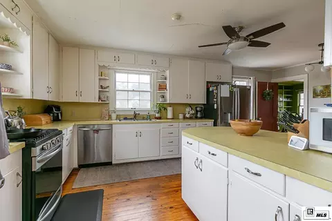 Kitchen - 1502 Shelor Dr, Ruston, LA 71270 photo 3 of 3