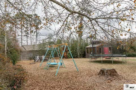 Exterior - 1502 Shelor Dr, Ruston, LA 71270 photo 16 of 17