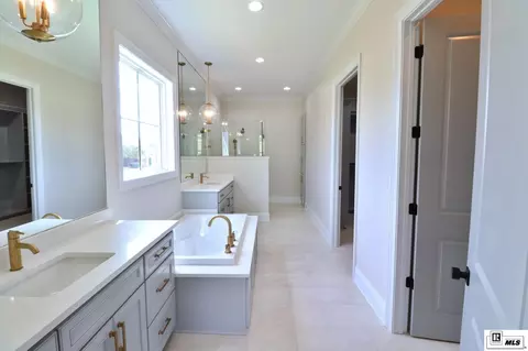 Bath - 165 Loblolly Ln, Choudrant, LA 71227 photo 5 of 11