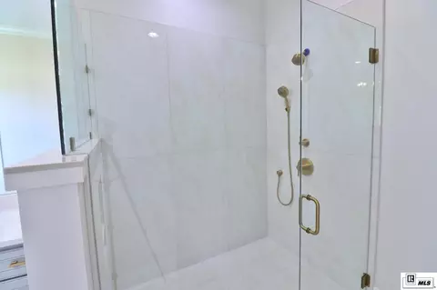 Bath - 165 Loblolly Ln, Choudrant, LA 71227 photo 8 of 11
