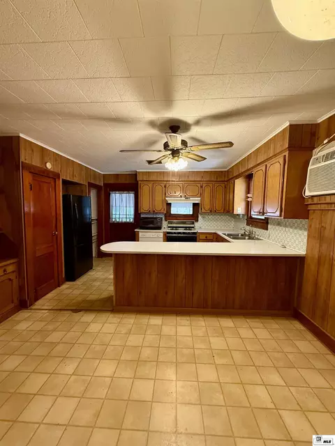 Kitchen - 4640 Ashley Ave, Collinston, LA 71229 photo 3 of 3