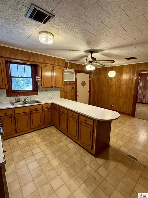Kitchen - 4640 Ashley Ave, Collinston, LA 71229 photo 1 of 3