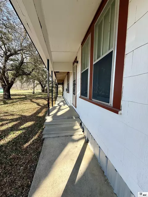 Exterior - 4640 Ashley Ave, Collinston, LA 71229 photo 2 of 4