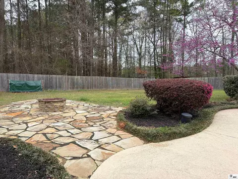 Exterior - 392 Tremont Dr, Ruston, LA 71270 photo 5 of 11