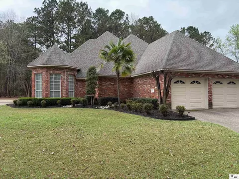 Exterior - 392 Tremont Dr, Ruston, LA 71270 photo 2 of 11