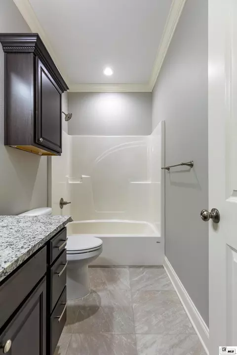 Bath - 123 Lovemore Dr, Ruston, LA 71270 photo 5 of 6