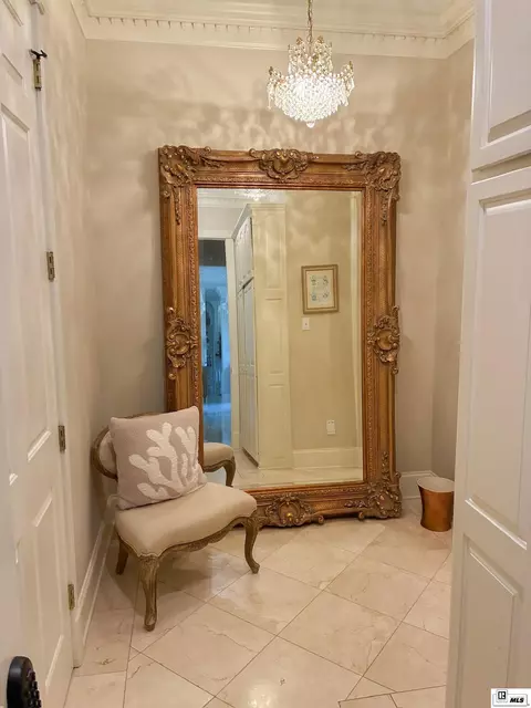 Entry Way - 220 Crestview Dr, Choudrant, LA 71227 photo 4 of 5