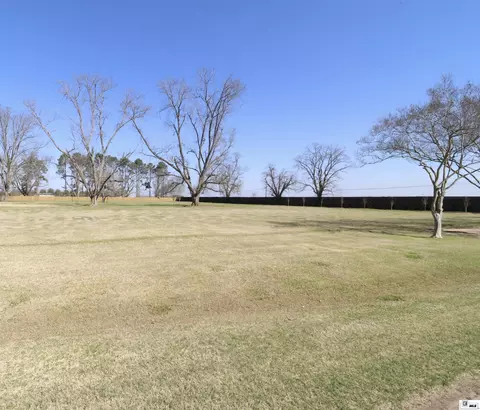 220 Orchard Run, Natchitoches, LA 71457