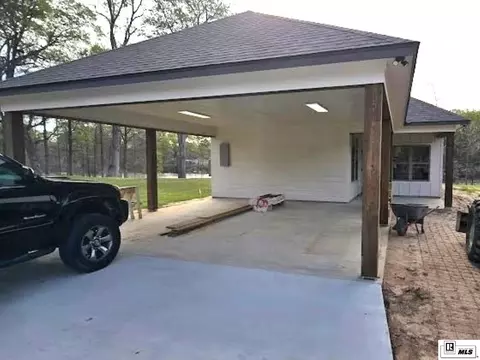 504 W Bayou Dr, Sterlington, LA 71280