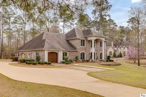 2210 Llangeler Dr, Ruston, LA 71270