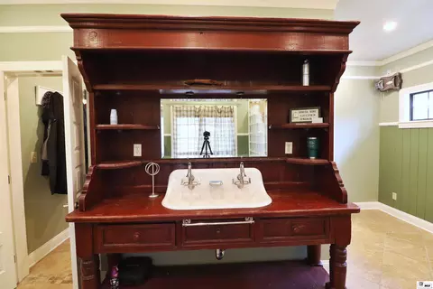 Bath - 643 Patterson Rd, Choudrant, LA 71227 photo 5 of 11