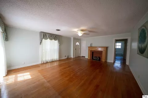 Living - 3108 N Trenton St, Ruston, LA 71270 photo 1 of 4