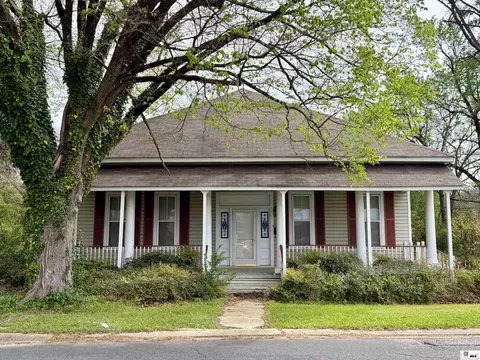 2209 Pine St, Winnsboro, LA 71295
