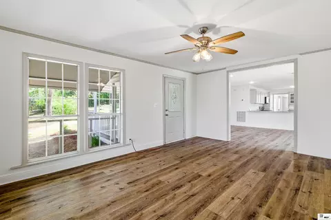 Living - 811 Lake Loop Rd, Downsville, LA 71234 photo 3 of 5