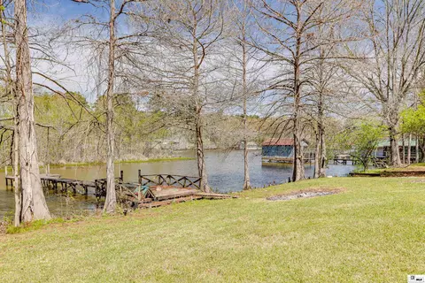 Exterior - 811 Lake Loop Rd, Downsville, LA 71234 photo 7 of 7