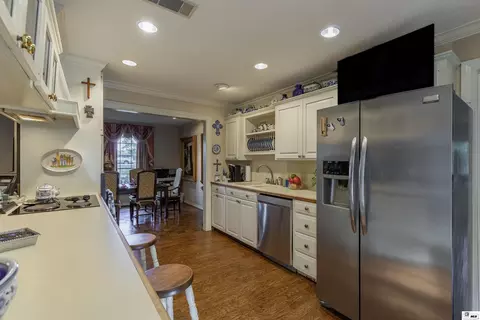 Kitchen - 150 Burgessville Rd, Ruston, LA 71270 photo 2 of 2