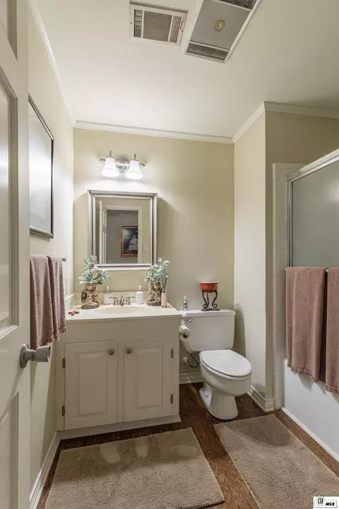 Bath - 150 Burgessville Rd, Ruston, LA 71270 photo 2 of 2