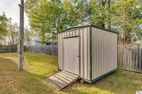 222 Pierce Dr, Monroe, LA 71203 photo 4