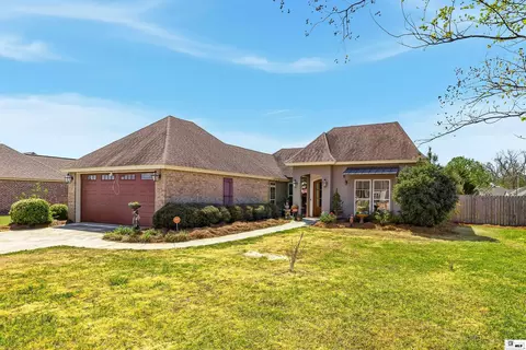 300 Fleur De Lis Dr, Sterlington, LA 71280
