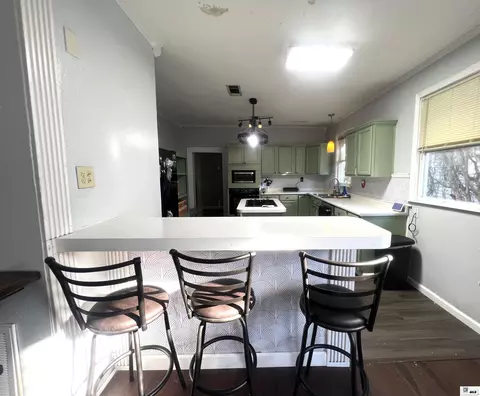 Kitchen - 404 Bres Ave, Monroe, LA 71201 photo 1 of 3