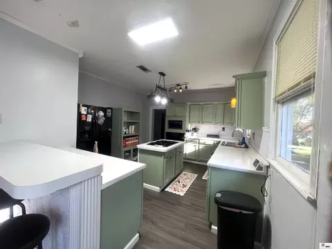 Kitchen - 404 Bres Ave, Monroe, LA 71201 photo 2 of 3