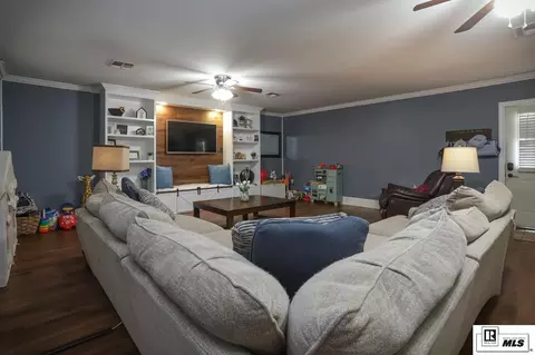 Living - 1505 Morgan St, Ruston, LA 71270 photo 1 of 1