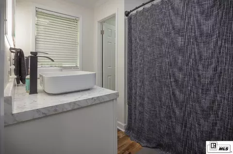 Bath - 1505 Morgan St, Ruston, LA 71270 photo 1 of 2