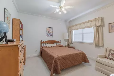 Bedroom - 707 Hundred Oaks Dr, Ruston, LA 71270 photo 4 of 9