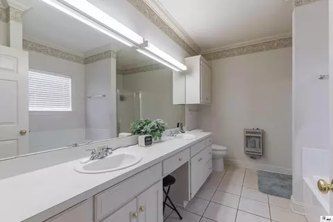Bath - 707 Hundred Oaks Dr, Ruston, LA 71270 photo 3 of 4