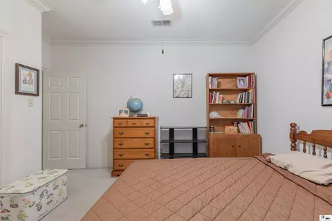 Bedroom - 707 Hundred Oaks Dr, Ruston, LA 71270 photo 6 of 9