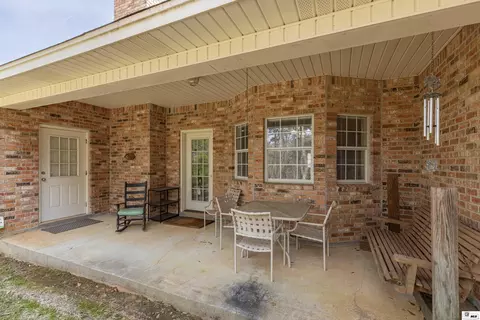 Exterior - 707 Hundred Oaks Dr, Ruston, LA 71270 photo 6 of 12