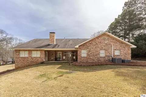 Exterior - 707 Hundred Oaks Dr, Ruston, LA 71270 photo 5 of 12