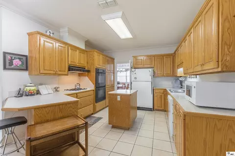 Kitchen - 707 Hundred Oaks Dr, Ruston, LA 71270 photo 3 of 3