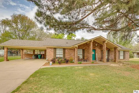 10449 Arkansas St, Bastrop, LA 71220