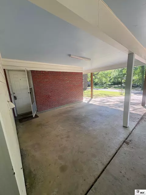 Exterior - 710 Monrovia Dr, Ruston, LA 71270 photo 2 of 6