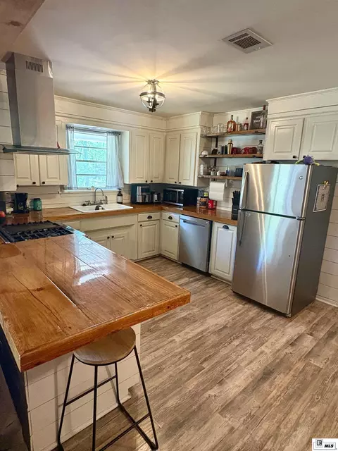 Kitchen - 710 Monrovia Dr, Ruston, LA 71270 photo 3 of 5