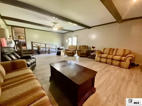 Living - 210 Grady Ln, Gilbert, LA 71336 photo 1 of 3