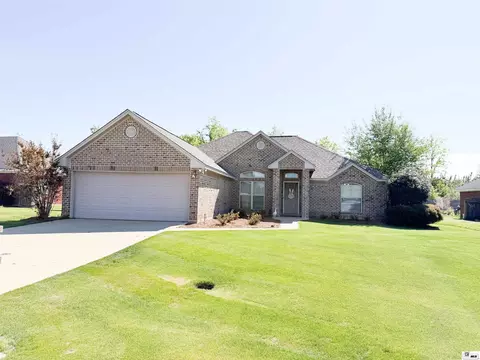 136 Curry Creek Dr, Calhoun, LA 71225