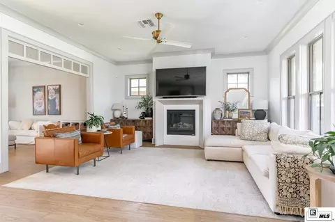 Living - 147 Loblolly Ln, Choudrant, LA 71227 photo 3 of 5