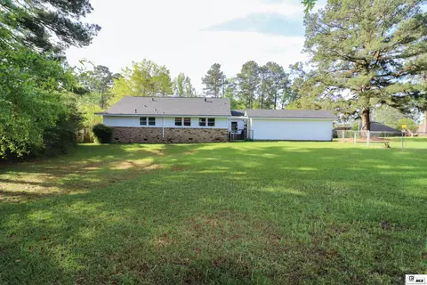 Exterior - 509 E Kentucky Ave, Ruston, LA 71270 photo 6 of 10