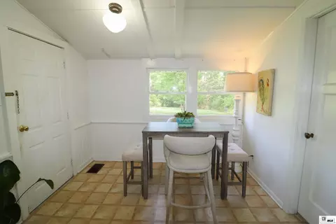 Dining - 509 E Kentucky Ave, Ruston, LA 71270 photo 3 of 5