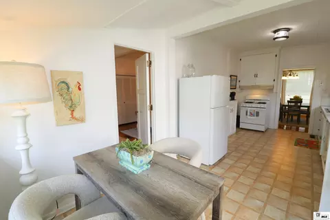 Dining - 509 E Kentucky Ave, Ruston, LA 71270 photo 2 of 5