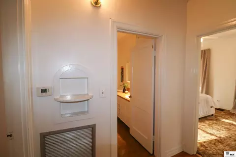 Entry Way - 509 E Kentucky Ave, Ruston, LA 71270 photo 1 of 2