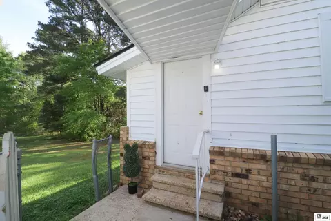 Exterior - 509 E Kentucky Ave, Ruston, LA 71270 photo 3 of 10
