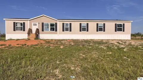 383 Chief Ln, Calhoun, LA 71225